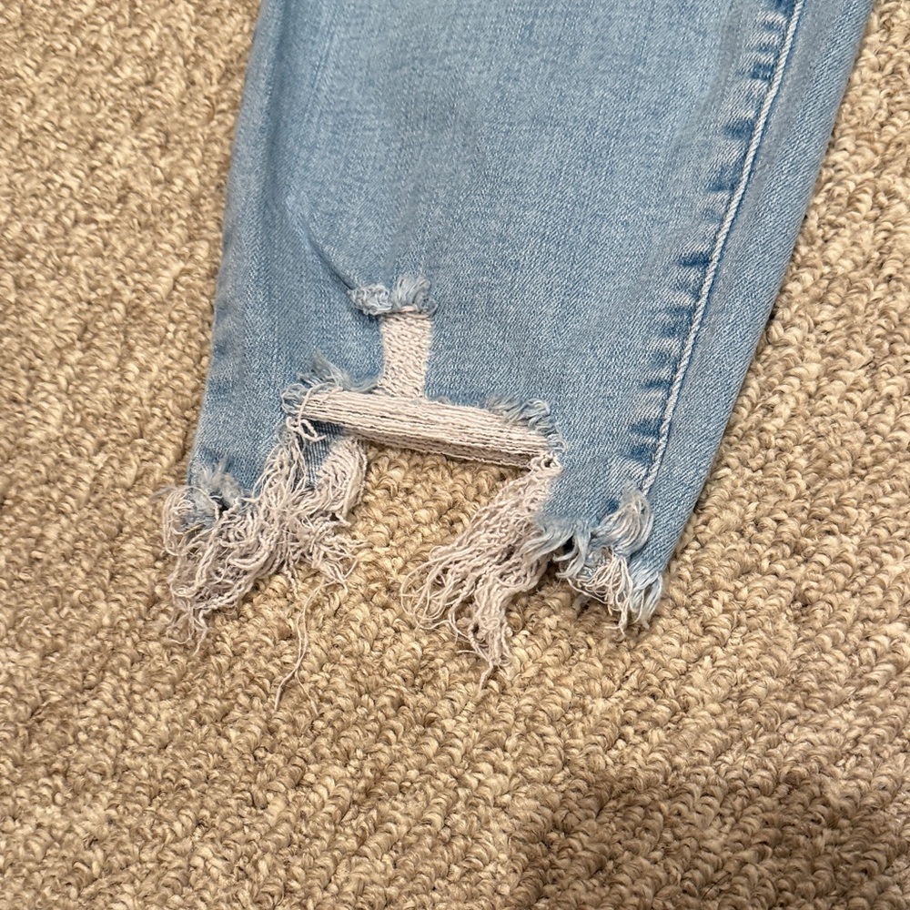 Judy Blue Light Blue Distressed Boyfriend Fit Jeans - Picture 4 of 11